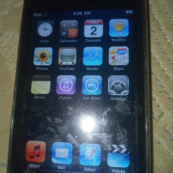 iPod - Picture 2 of 2